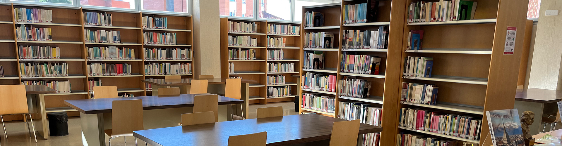 Banner de la institución